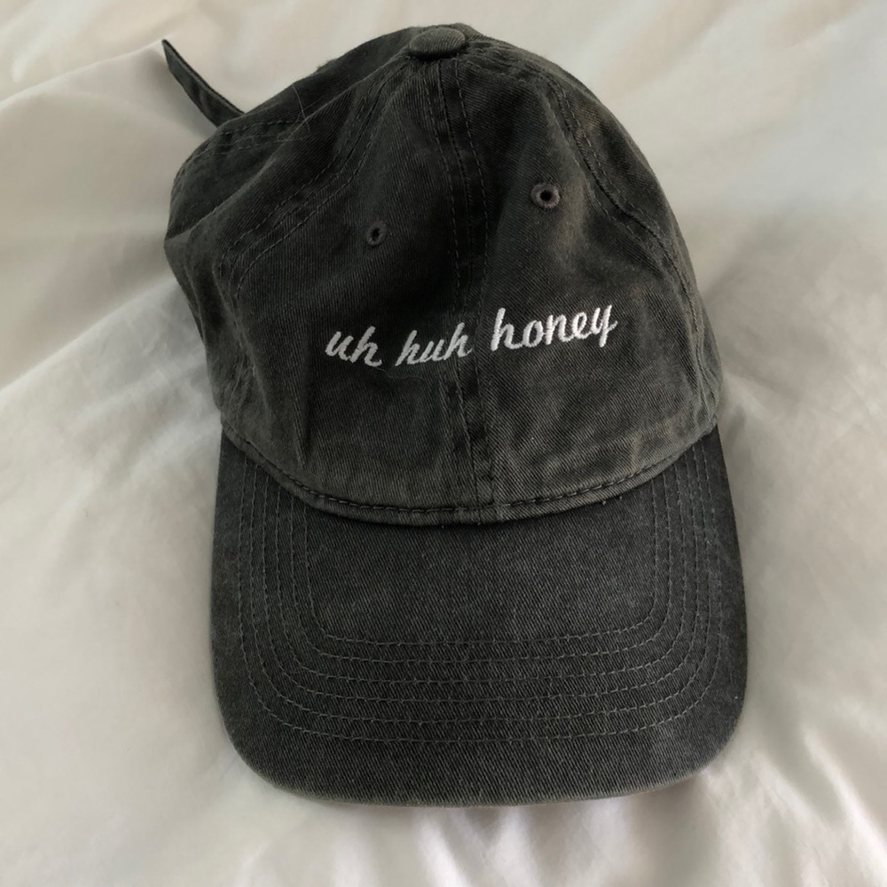 Uh huh honey hat
